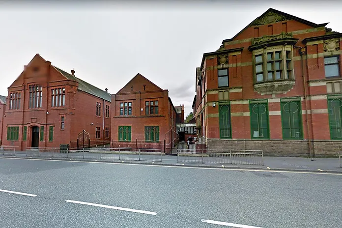 taiyabah-islamic-centre-bolton-mosque taiyabah-islamic-centre-bolton-mosque